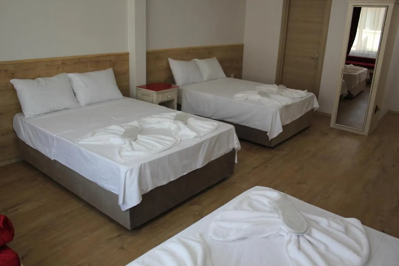 Yues Hotel Стамбул 2*,  Турция